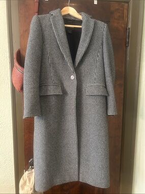 Club Monaco Black & White Houndstooth Trench Coat